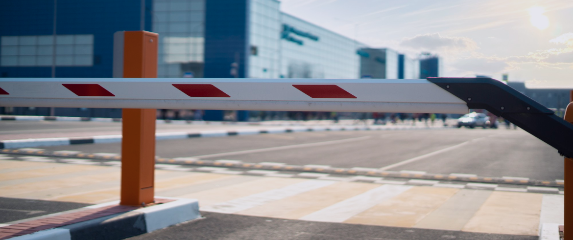 при пересечении границы попали в розыск